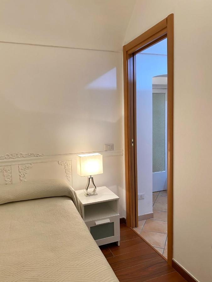 La Dimora Del Mercante - Puglia Mia Apartments Monopoli Kültér fotó